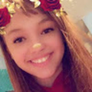 Meet your Posher, Dee